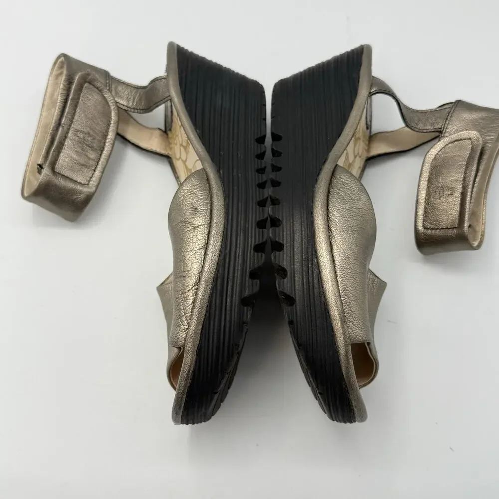 Fly London receive strap